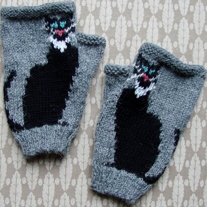 Black Cat fingerless gloves