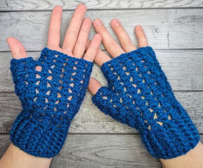 X's and O's Fingerless Gloves