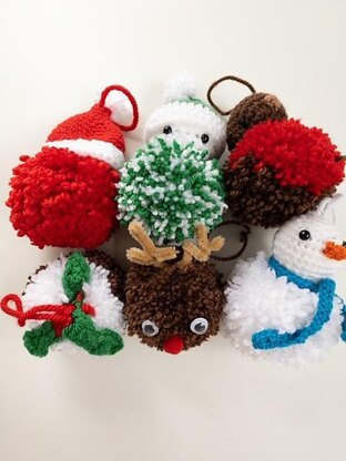 PomPom Christmas Decorations Crochet pattern by Just Lillibit Toys