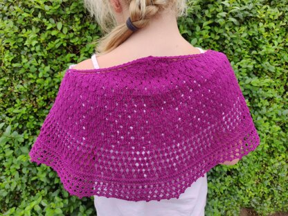 Pebble beach shawl