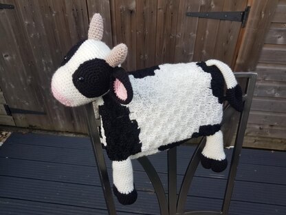 3in1 Farm Cow Folding Baby Blanket w C2C Graph