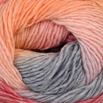 YARN CAKE - TAN Total 7 ¼ oz. - Acrylic? #104