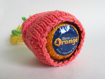 Daffodils in a Pot Chocolate Orange Cover Cozy