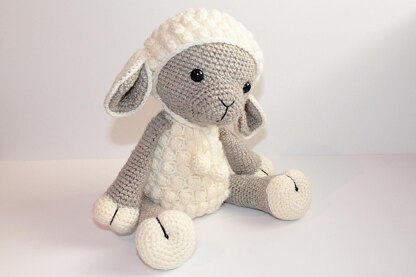 Crochet Amigurumi Lamb Sheep Pattern