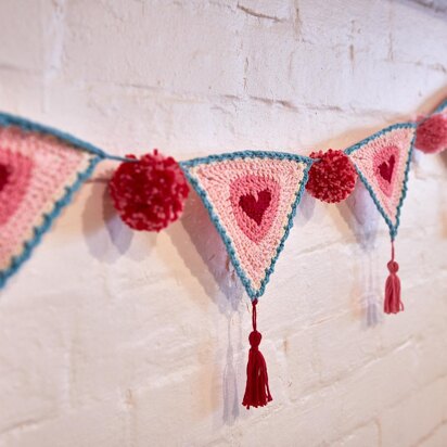 Lovebomb Bunting