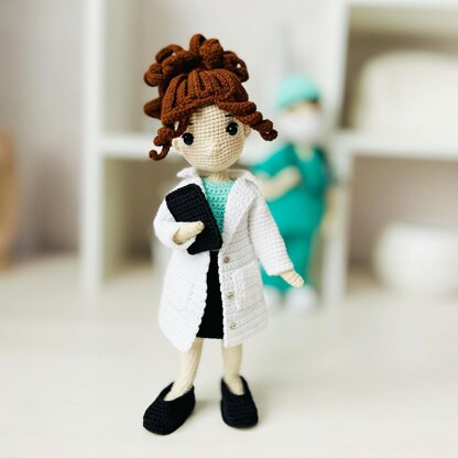 Amigurumi doll, crochet doctor, amigurumi doctor doll, doctor doll, doll clothes crochet pattern, Doctors