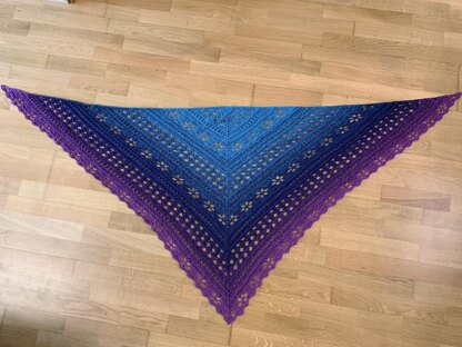 Triangular Scarf "Themis"