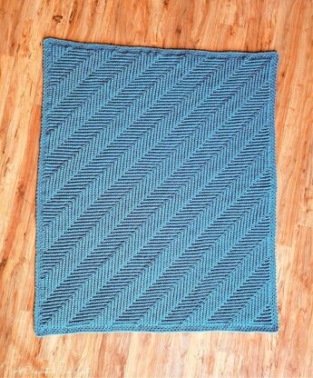 Diagonal Ripple Lapghan