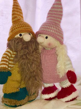 Gnefly and Gnevie the Gnomes