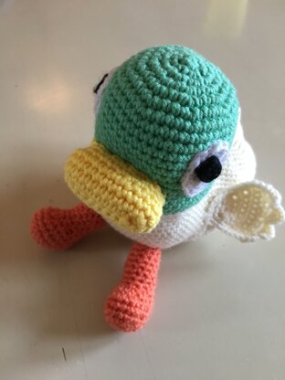 Duck (from Sarah and Duck) Amigurumi