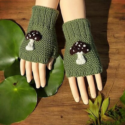 Mushroom Fingerless Gloves