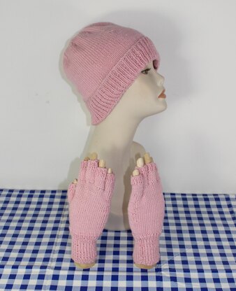 Circular Beanie Hat & Short Finger Gloves