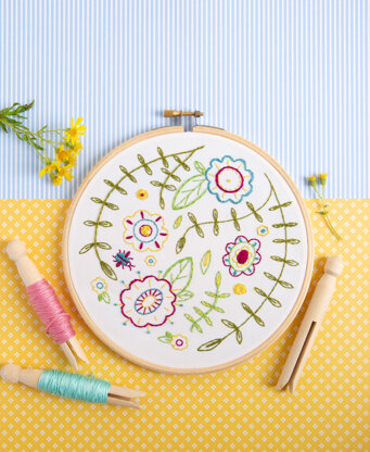 Hawthorn Handmade Spring Posy Contemporary Embroidery Kit - 16cm