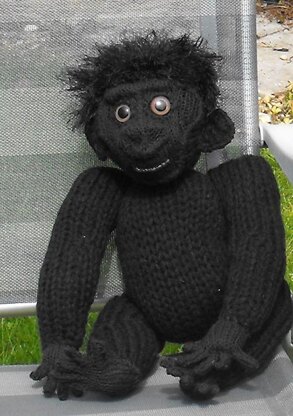 Cilla The Ugly Baby Gorilla Superfast knitting pattern