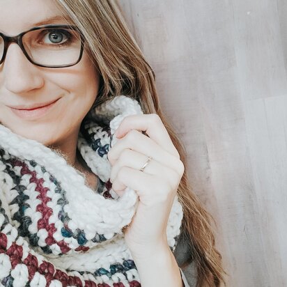 Snow and Spice Infinity Scarf