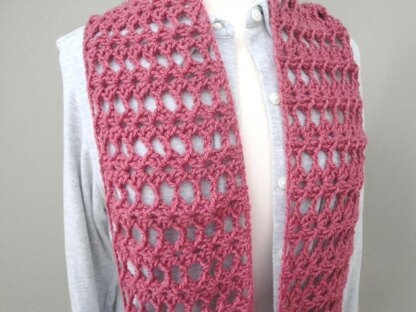 Lacy Crochet Cowl