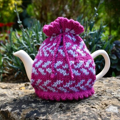 Boysenberry Fair Isle 2 Cup Teapot Cosy Knitting Pattern