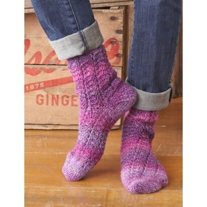 Women's Twisting Lace Socks in Patons Kroy Socks FX - Downloadable PDF