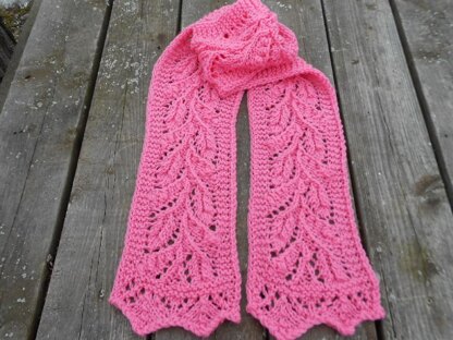 Leaf and Bud Lace Scarf