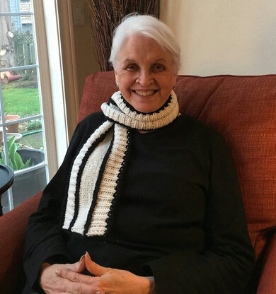 Mom's Black & White Scarf