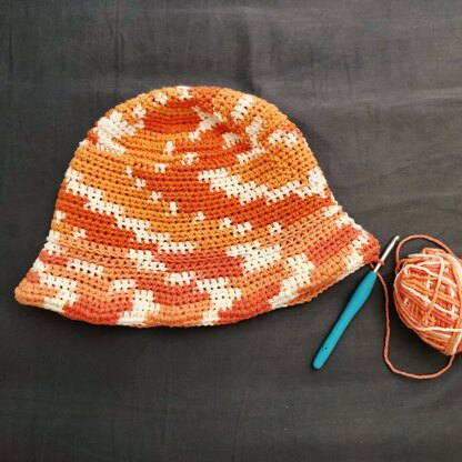 fun orange bucket hat!