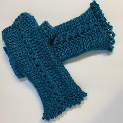 Star stitch fingerless mitts