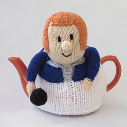 Lawn bowls lady tea cosy