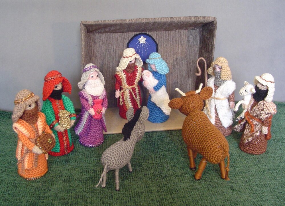 Rustic Nativity Set Yarn Bundle