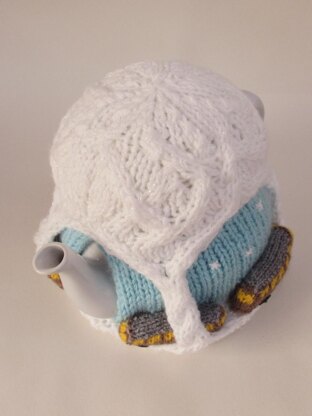 Christmas Steam Train Tea Cosy Knitting Pattern