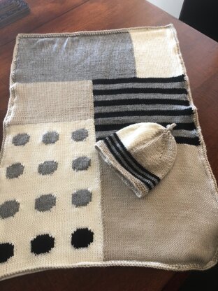 baby blanket and beanie