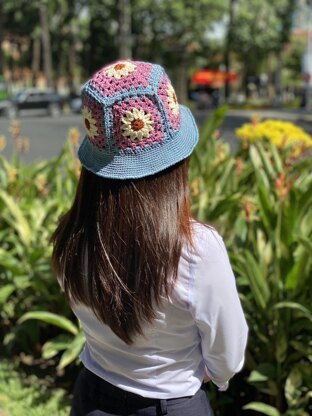 Gerbera bucket hat