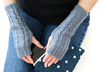 Aaron fingerless mitts