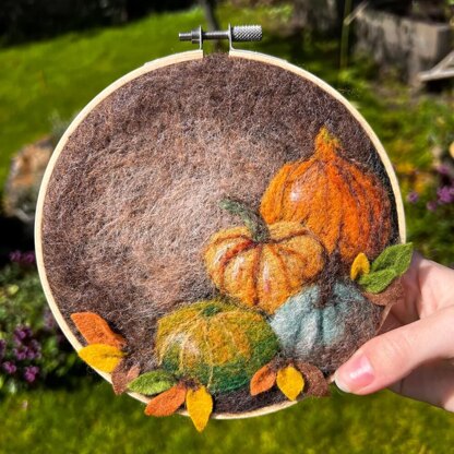 The Crafty Kit Company Ltd Pumpkins in a Hoop Needle Felting Kit - 15cm