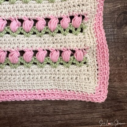 Mini Tulips in a Row Baby Blanket
