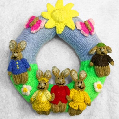 Peter Rabbit Beatrix Potter Wreath - knitting pattern