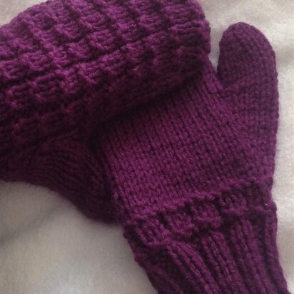 Warm waffle stitch Mittens