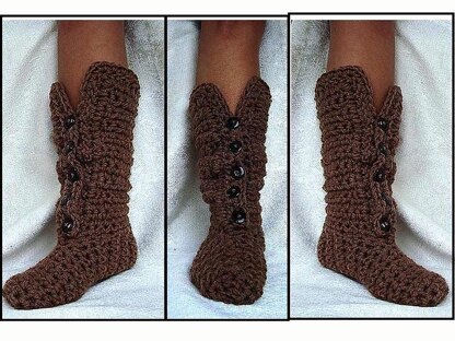 669 BUTTON Front crochet boot slippers, age 1 to adult