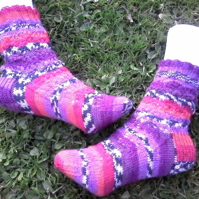 Over and Holes - knitting pattern