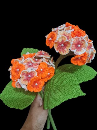 Crochet Hydrangea flowers