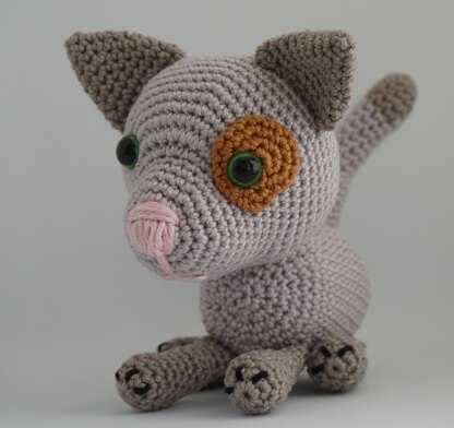 Crochet pattern for cat Joy!