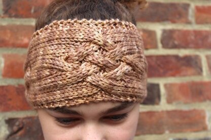 Criss Cross Cabled Headband