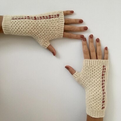 Vanilla Cream Mitts