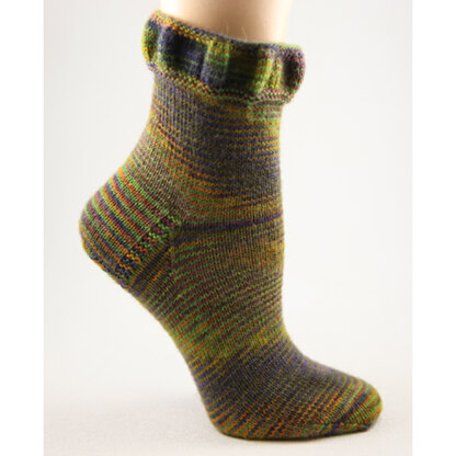 408 Ruffled Socks - Knitting Pattern for Women in Valley Yarns Franklin Hand-Dyed