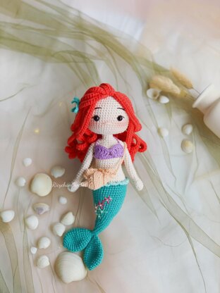 Marina mermaid the doll