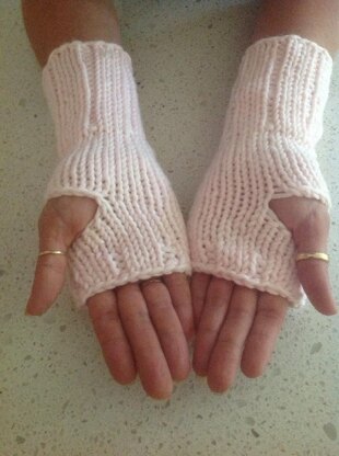 Cotton Candy Mitts