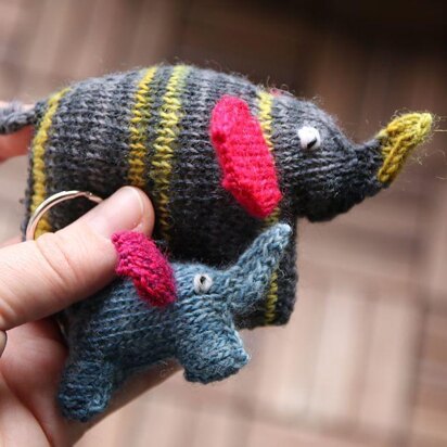 Scrappyphant - knitting pattern