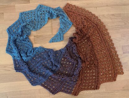 Triangular Scarf "Rhoxane"