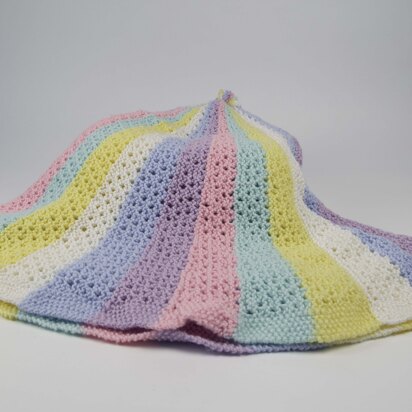 Roundabout Blanket in Deramores Studio Baby Soft DK Acrylic - Downloadable PDF