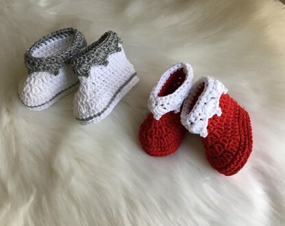 Santa Baby Bootie & Hat Set N 337