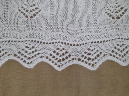 JLS117 lace baby shawl